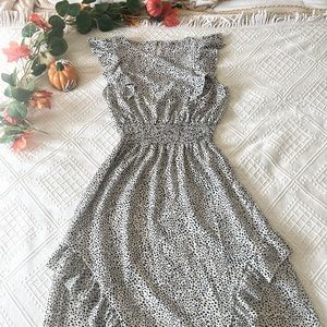 🍂Fall Dress, Dalmatian print, maxi dress.